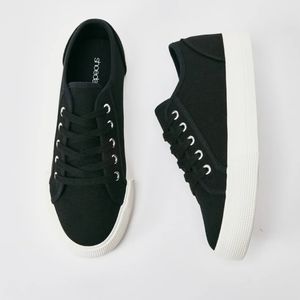 NEW First Timer Sneaker by ShoeDazzle